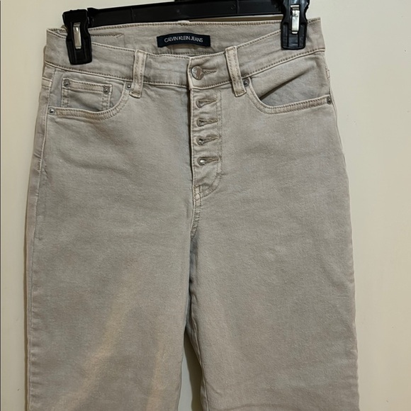Calvin Klein Mid Rise Wide Leg Crop Button Fly Denim light gray  Jeans Size 25! - Picture 4 of 8